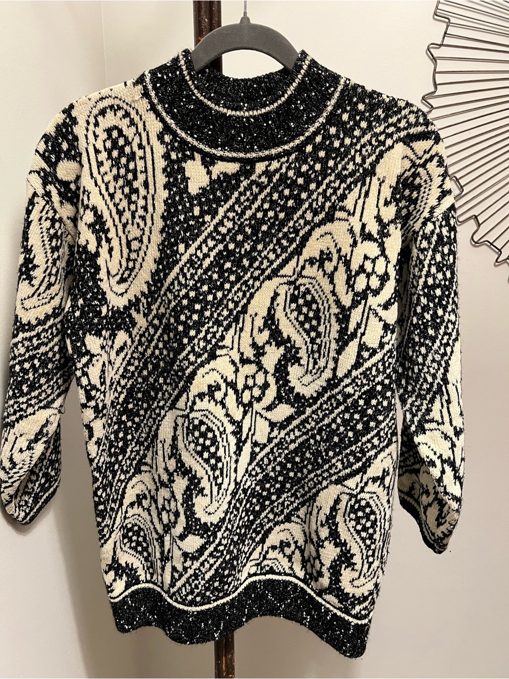 Vintage 80s Black & Cream Paisley Knit Sweater
